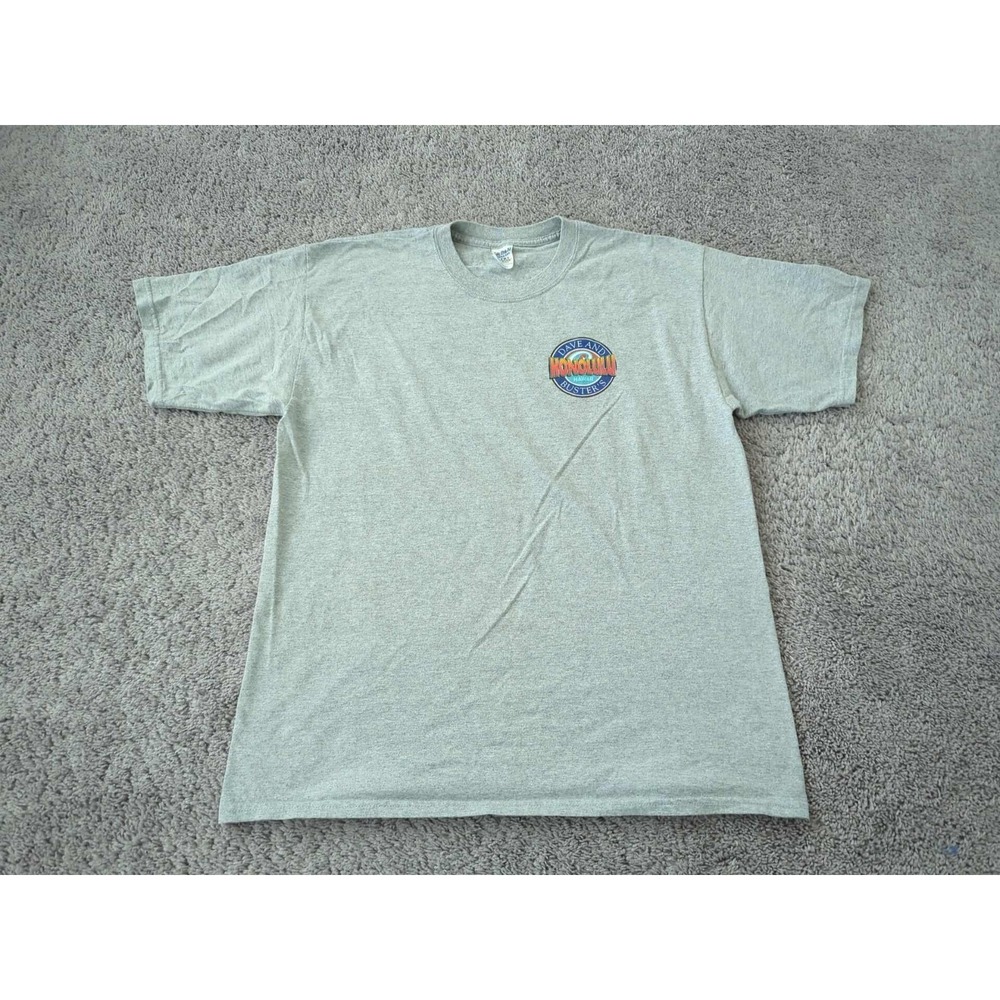 Dave & Buster's Honolulu Hawaii T Shirt Mens XL Gildan Heavyweight Gray